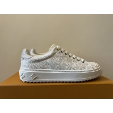 Louis Vuitton Low Shoes